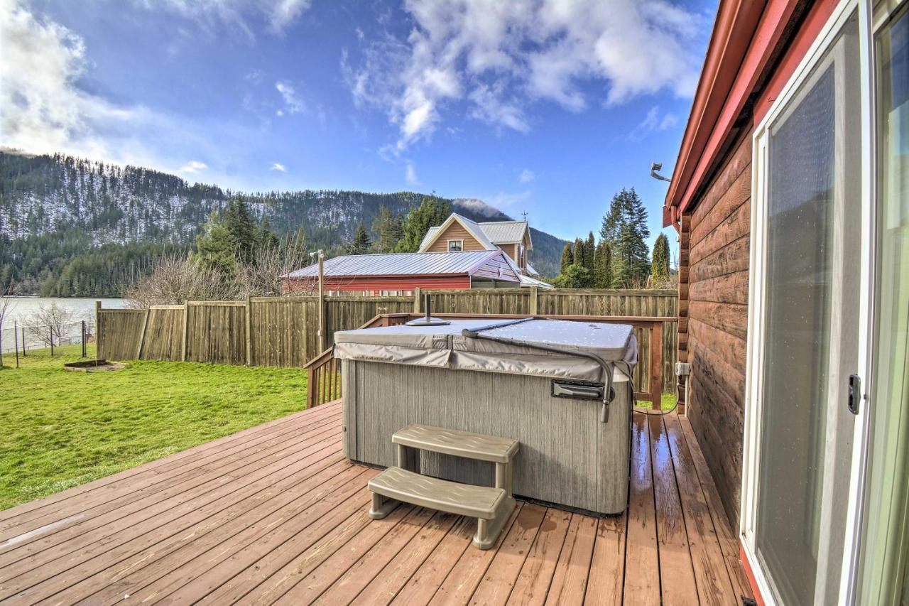 Lakefront Cabin With Stunning Mountain Views And Dock! Mineral Exterior photo