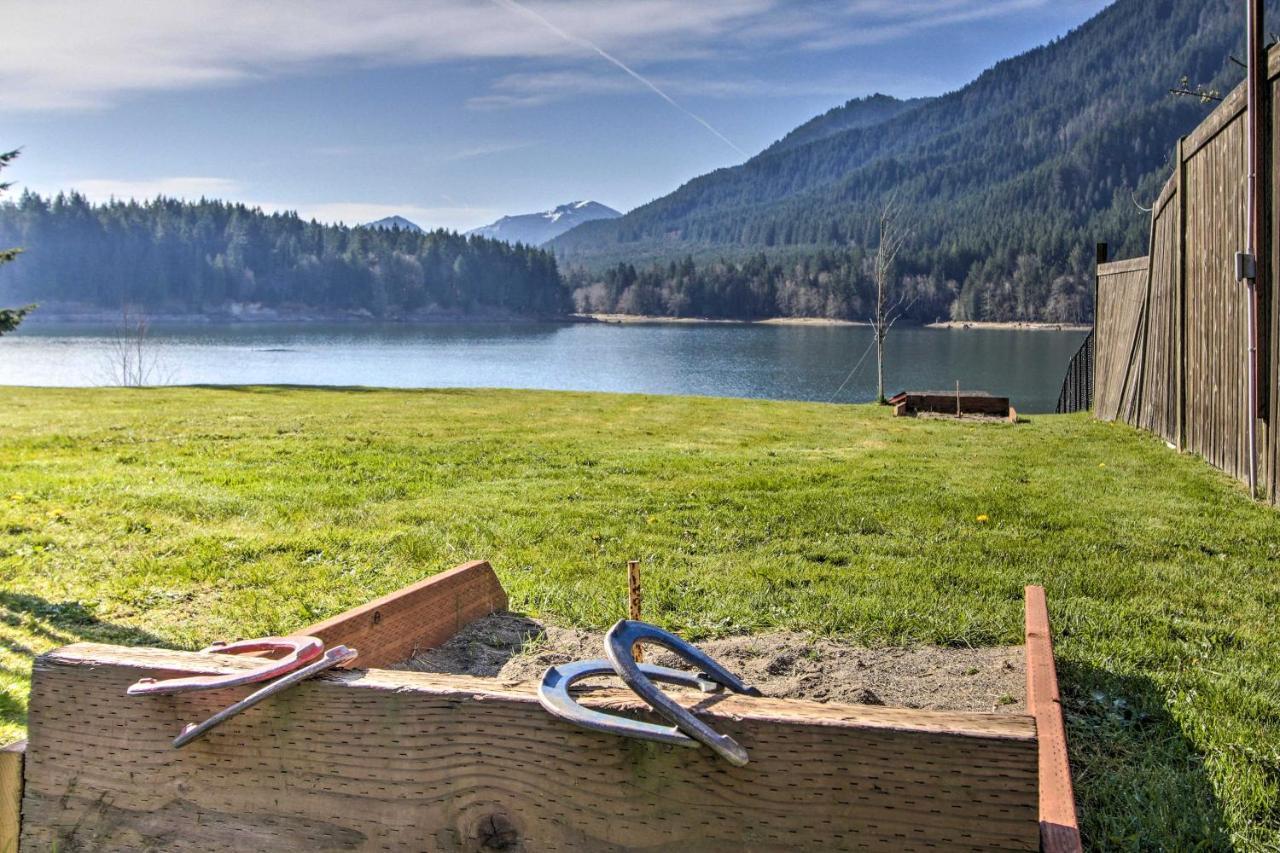 Lakefront Cabin With Stunning Mountain Views And Dock! Mineral Exterior photo